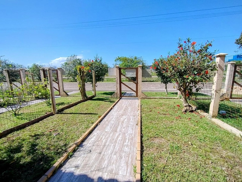 Casa mobiliada com 3 dormitórios em Capão Novo!: 5ª foto da galeria de imagens do imóvel
