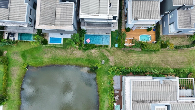 MARAVILHOSO SOBRADO BEIRA LAGO EM CONDOMÍNIO FECHADO!: 23ª foto da galeria de imagens do imóvel