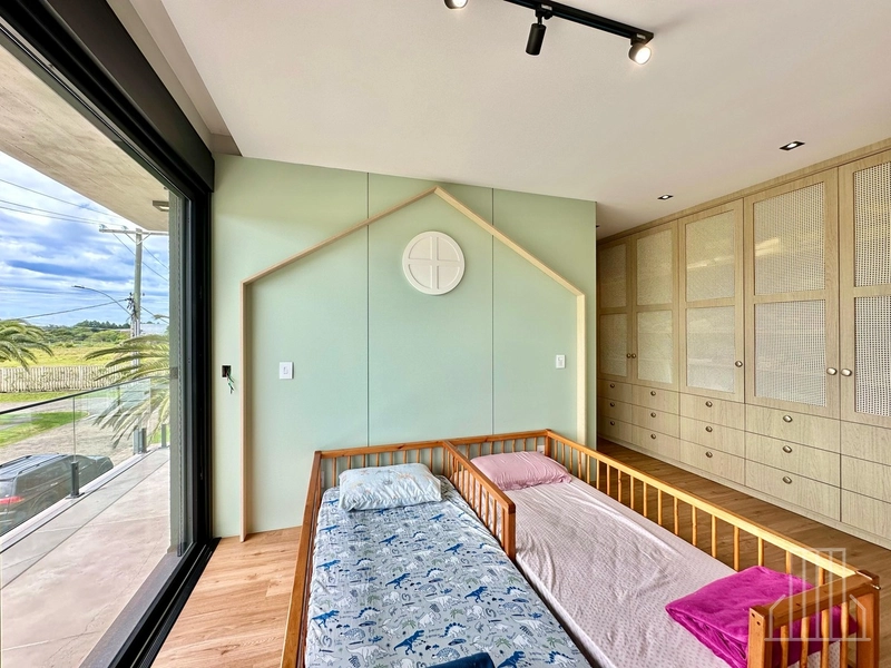 MARAVILHOSO SOBRADO BEIRA LAGO EM CONDOMÍNIO FECHADO!: 14ª foto da galeria de imagens do imóvel