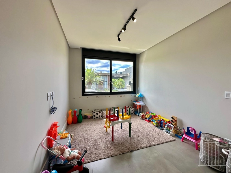 MARAVILHOSO SOBRADO BEIRA LAGO EM CONDOMÍNIO FECHADO!: 11ª foto da galeria de imagens do imóvel