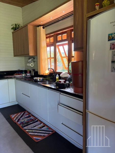 ENCANTADORA CHÁCARA NAS MARGENS DA BR-101 EM TERRA DE AREIA!: 14ª foto da galeria de imagens do imóvel