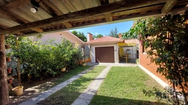 IMPECÁVEL CASA COM ANEXO E TERRENO AMPLO EM ATLÂNTIDA, XANGRI-LÁ: 10ª foto da galeria de imagens do imóvel