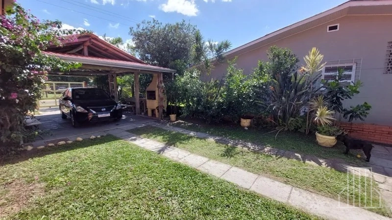 IMPECÁVEL CASA COM ANEXO E TERRENO AMPLO EM ATLÂNTIDA, XANGRI-LÁ: 9ª foto da galeria de imagens do imóvel