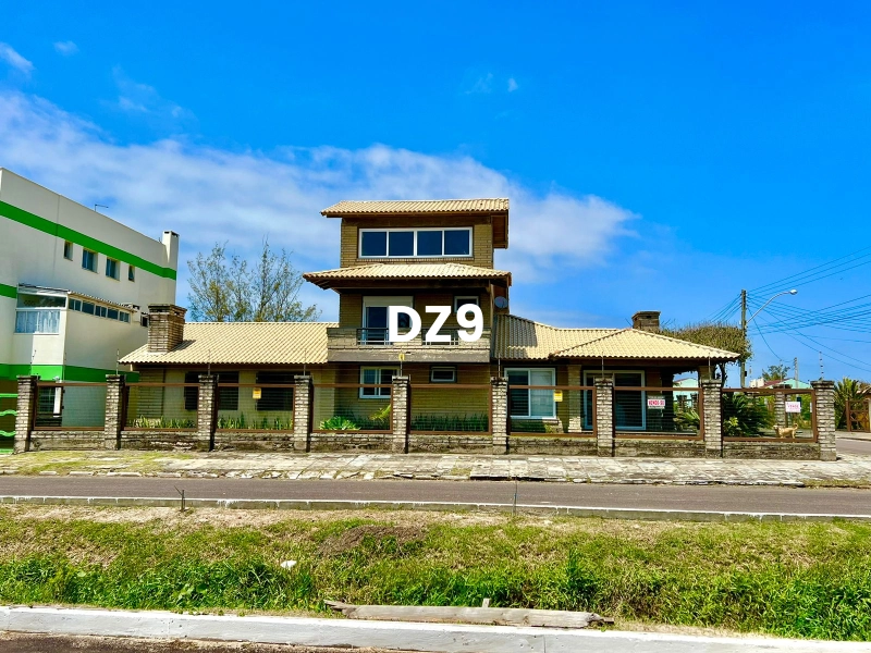 DESCUBRA SEU NOVO LAR: CASA ENCANTADORA À VENDA: 15ª foto da galeria de imagens do imóvel