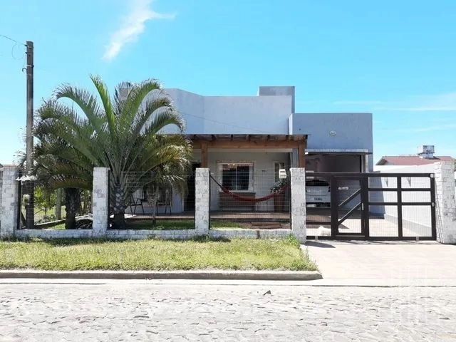 LINDA CASA NO BAIRRO NOIVA DO MAR EM XANGRI-LÁ!: 1ª foto da galeria de imagens do imóvel
