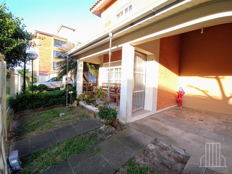 Encantador Sobrado em Capão Novo: Conforto e Lazer ao Seu Alcance: 23ª foto da galeria de imagens do imóvel