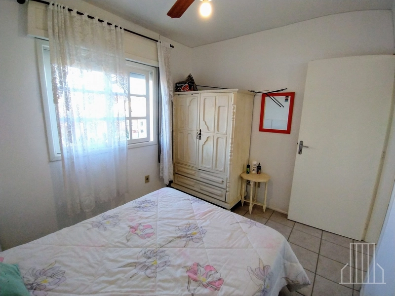 Encantador Sobrado em Capão Novo: Conforto e Lazer ao Seu Alcance: 32ª foto da galeria de imagens do imóvel