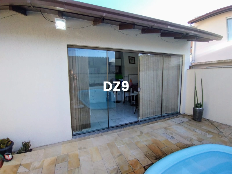 CASA 2 DORMITÓRIOS: 1ª foto da galeria de imagens do imóvel