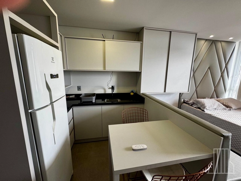 LINDO LOFT LOCALIZADO NA AV. CENTRAL – XANGRI-LÁ!: 2ª foto da galeria de imagens do imóvel