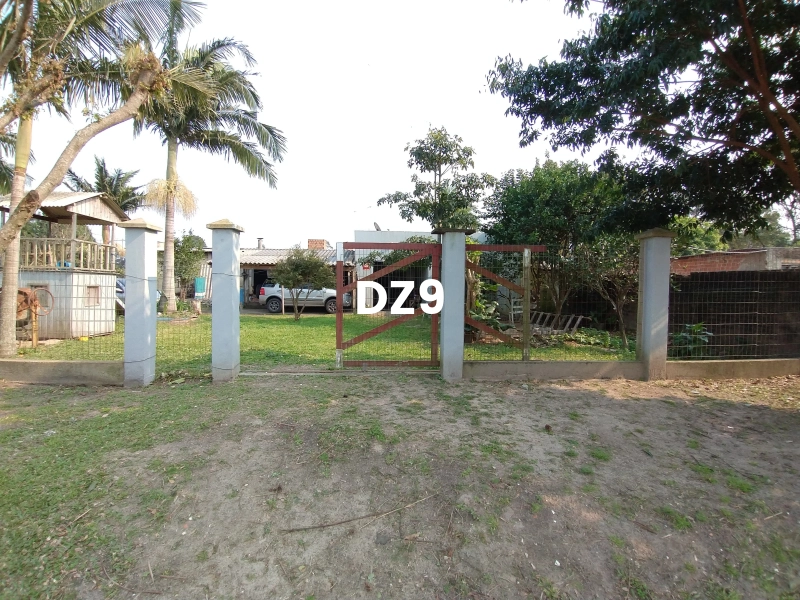 CASA PARA VENDA NA PRAIA DE CAPÃO NOVO!: 2ª foto da galeria de imagens do imóvel