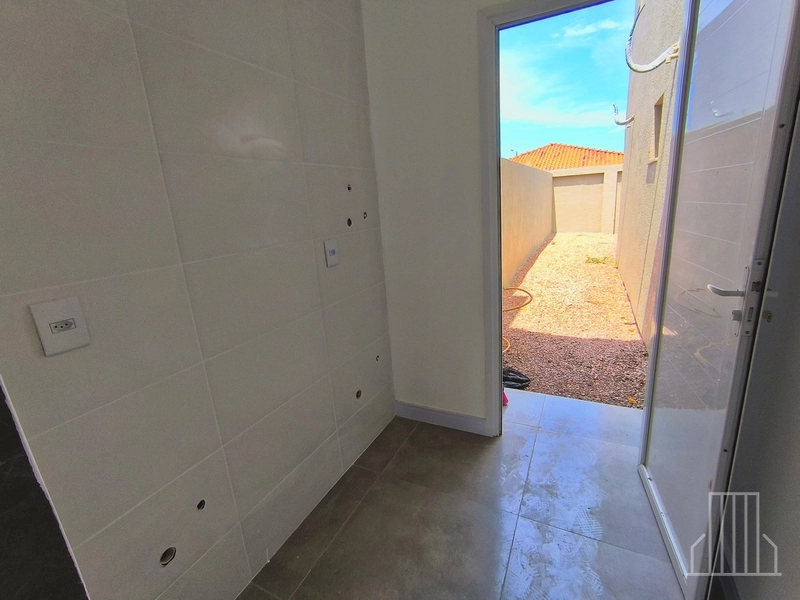 CASA COM 2 DORMITORIOS, SENDO 1 SUITE BEM LOCALIZADO!: 19ª foto da galeria de imagens do imóvel