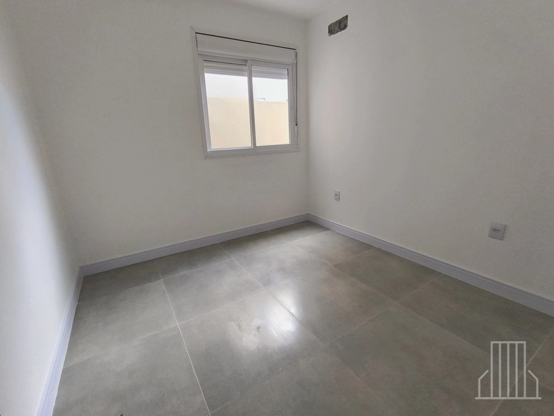 CASA COM 2 DORMITORIOS, SENDO 1 SUITE BEM LOCALIZADO!: 15ª foto da galeria de imagens do imóvel