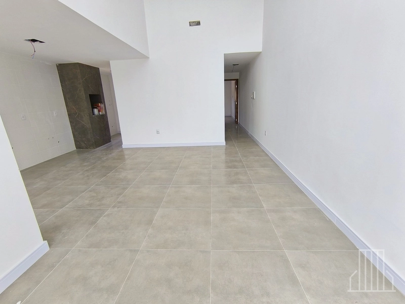 CASA COM 2 DORMITORIOS, SENDO 1 SUITE BEM LOCALIZADO!: 8ª foto da galeria de imagens do imóvel