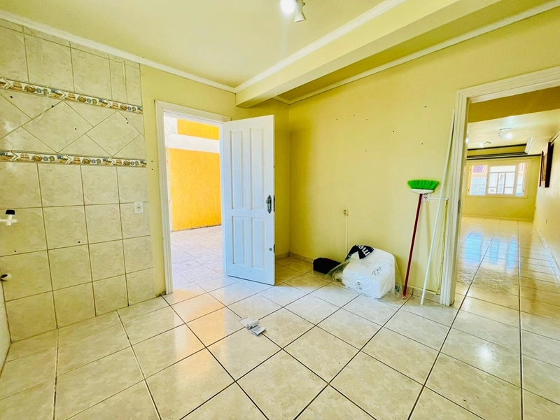 LINDO SOBRADO A VENDA  EM CAPÃO NOVO: 20ª foto da galeria de imagens do imóvel