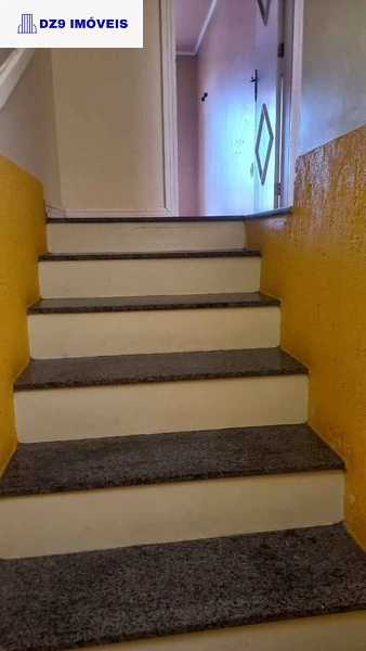 LINDO SOBRADO A VENDA  EM CAPÃO NOVO: 2ª foto da galeria de imagens do imóvel