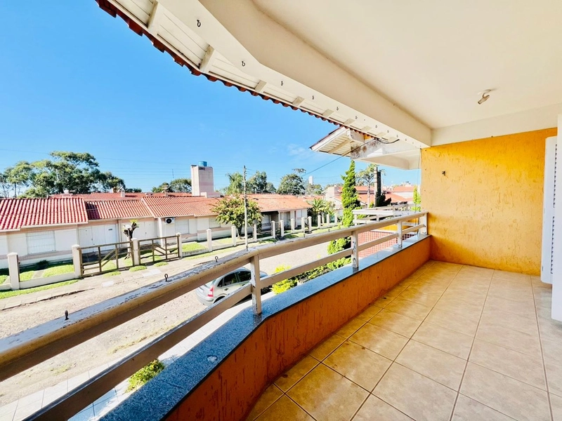 LINDO SOBRADO A VENDA  EM CAPÃO NOVO: 5ª foto da galeria de imagens do imóvel
