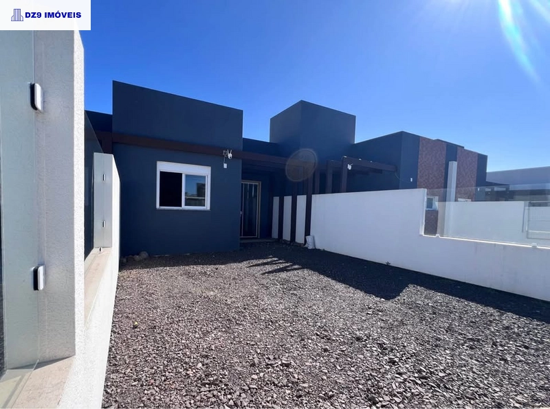 EXCELENTE CASA MOBILIADA EM TERRENO AMPLO: 3ª foto da galeria de imagens do imóvel