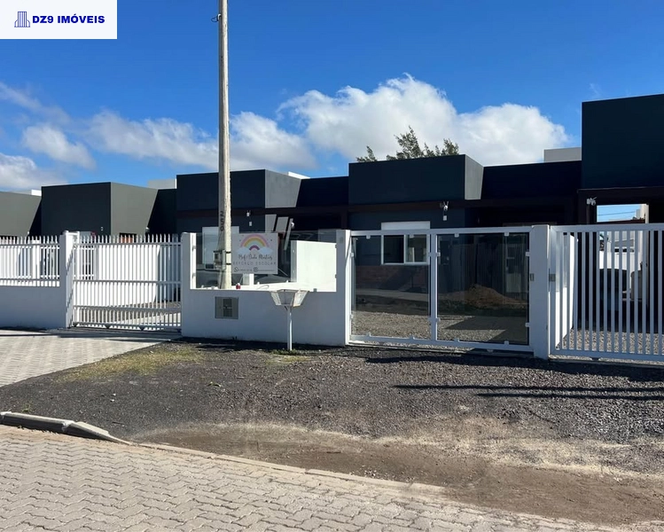 EXCELENTE CASA MOBILIADA EM TERRENO AMPLO: 2ª foto da galeria de imagens do imóvel