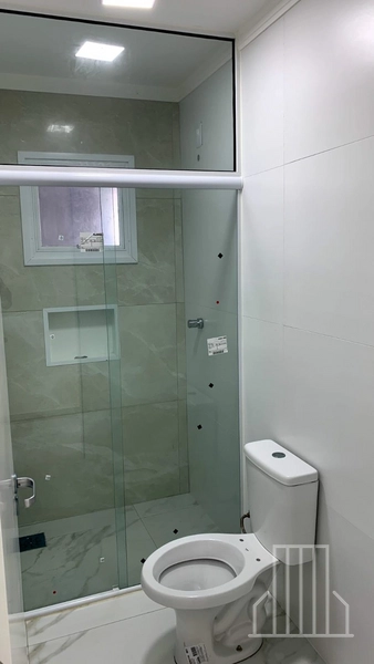 Casa à Venda no Bairro Zona Norte - Apenas 150m do Mar!: 13ª foto da galeria de imagens do imóvel