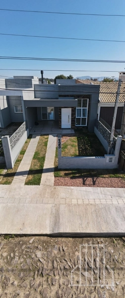 Casa à Venda no Bairro Zona Norte - Apenas 150m do Mar!: 15ª foto da galeria de imagens do imóvel