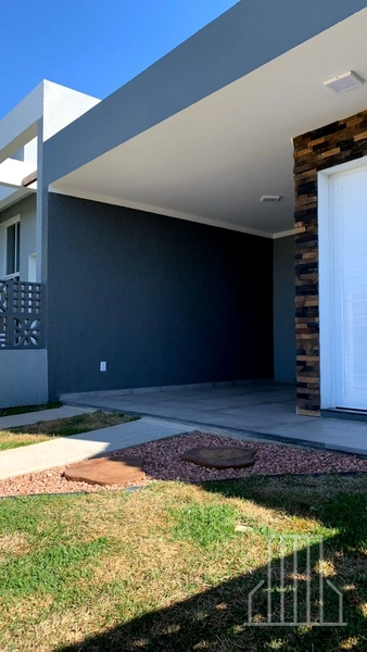 Casa à Venda no Bairro Zona Norte - Apenas 150m do Mar!: 6ª foto da galeria de imagens do imóvel