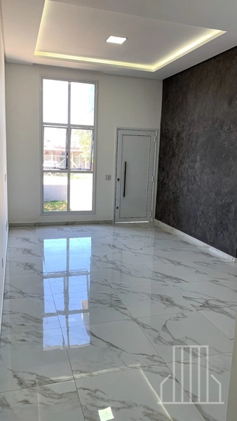 Casa à Venda no Bairro Zona Norte - Apenas 150m do Mar!: 11ª foto da galeria de imagens do imóvel