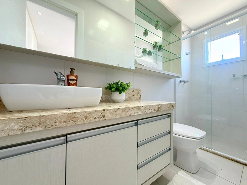 Apto mobiliado com vista pro mar no Centro, andar alto e sol da manhã.: 24ª foto da galeria de imagens do imóvel