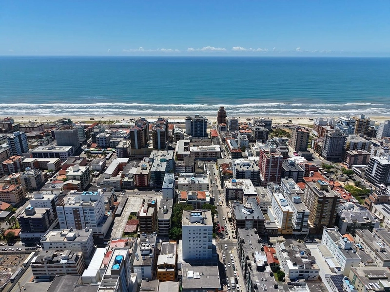 Apto mobiliado com vista pro mar no Centro, andar alto e sol da manhã.: 5ª foto da galeria de imagens do imóvel