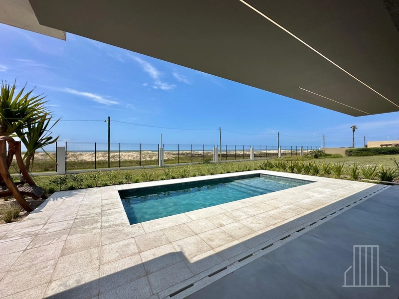 DESLUMBRANTE CASA COM 5 SUÍTES EM CONDOMÍNIO FECHADO!: 6ª foto da galeria de imagens do imóvel