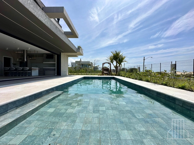 DESLUMBRANTE CASA COM 5 SUÍTES EM CONDOMÍNIO FECHADO!: 7ª foto da galeria de imagens do imóvel