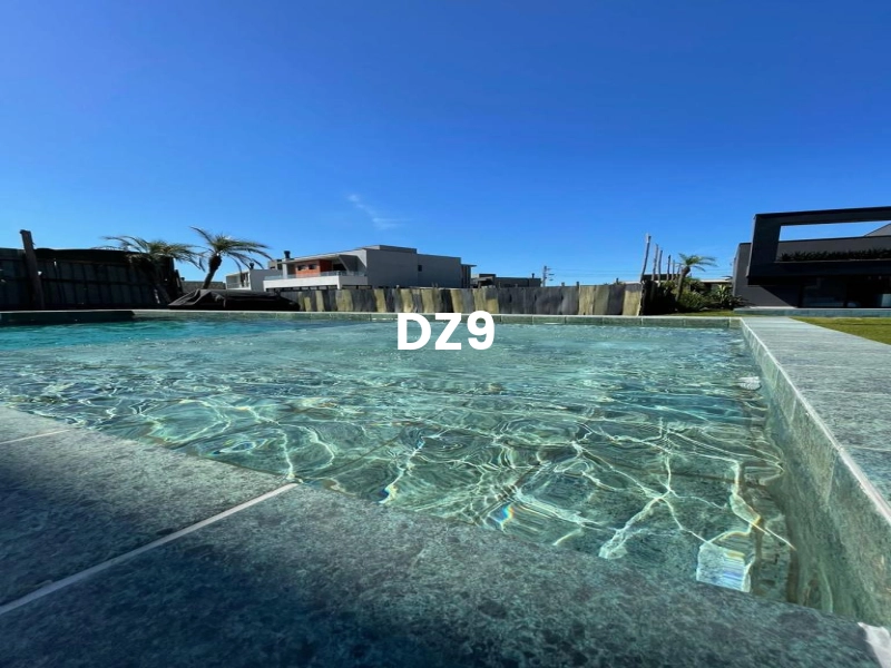 CASA COM 5  DORMITÓRIOS: 2ª foto da galeria de imagens do imóvel