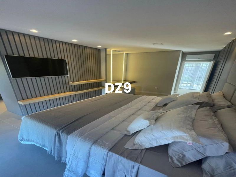 CASA COM 5  DORMITÓRIOS: 14ª foto da galeria de imagens do imóvel