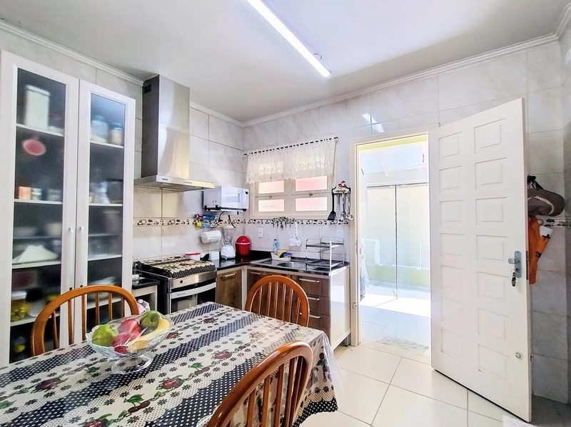 Apartamento Mobiliado com 2 Dormitórios e Churrasqueira em Capão Novo: 8ª foto da galeria de imagens do imóvel