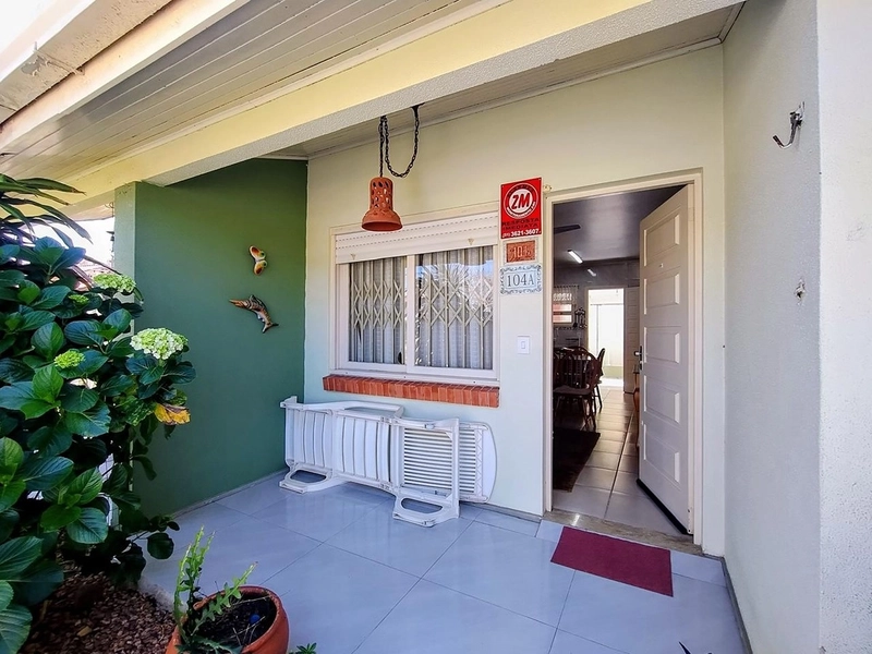 Apartamento Mobiliado com 2 Dormitórios e Churrasqueira em Capão Novo: 4ª foto da galeria de imagens do imóvel