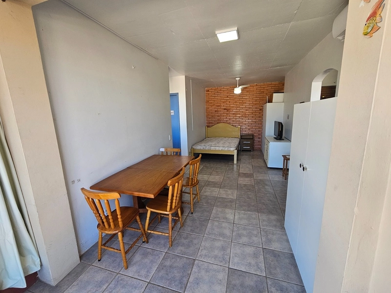 Ótimo JK mobiliado em localização nobre próximo ao mar com sacada e churrasqueira: 8ª foto da galeria de imagens do imóvel