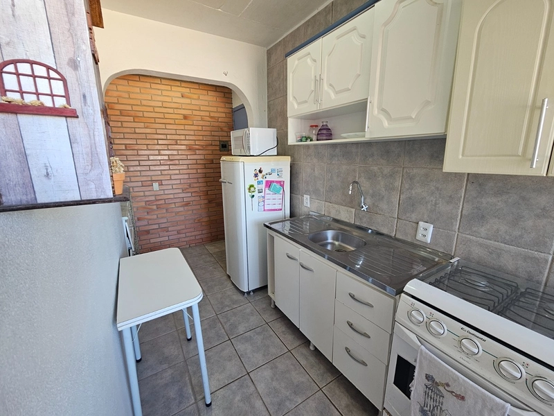 Ótimo JK mobiliado em localização nobre próximo ao mar com sacada e churrasqueira: 13ª foto da galeria de imagens do imóvel