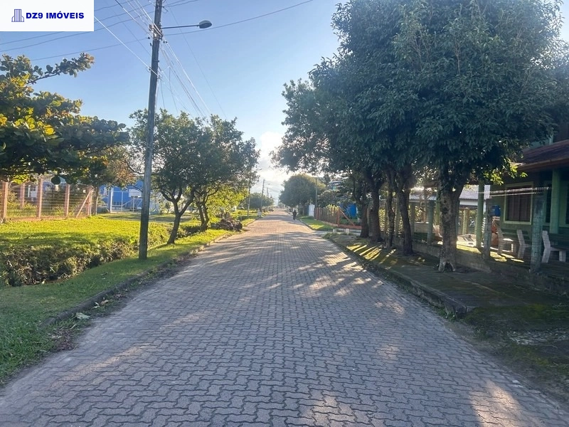 EXCELENTE CASA PERTO DO MAR: 14ª foto da galeria de imagens do imóvel