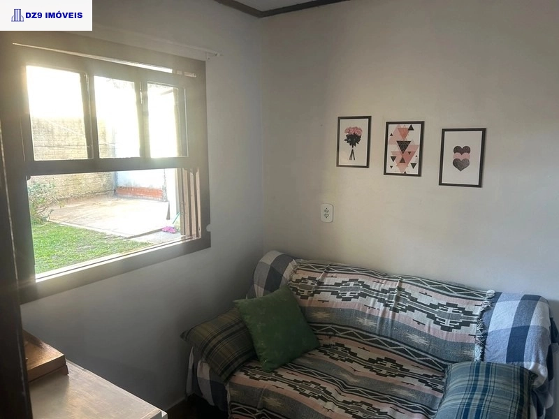 EXCELENTE CASA PERTO DO MAR: 2ª foto da galeria de imagens do imóvel