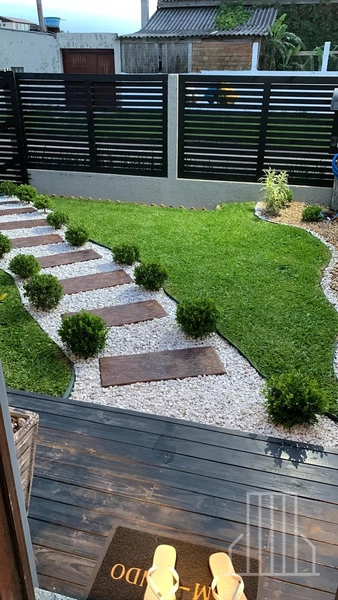 MARAVILHOSA CASA À VENDA NO BAIRRO JARDIM BEIRA MAR, EM CAPÃO DA CANOA: 4ª foto da galeria de imagens do imóvel