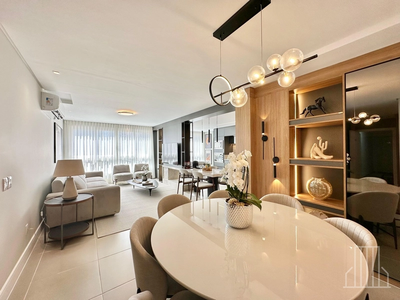 Apartamento Novo com Terraço Privativo e Piscina à Venda: 4ª foto da galeria de imagens do imóvel