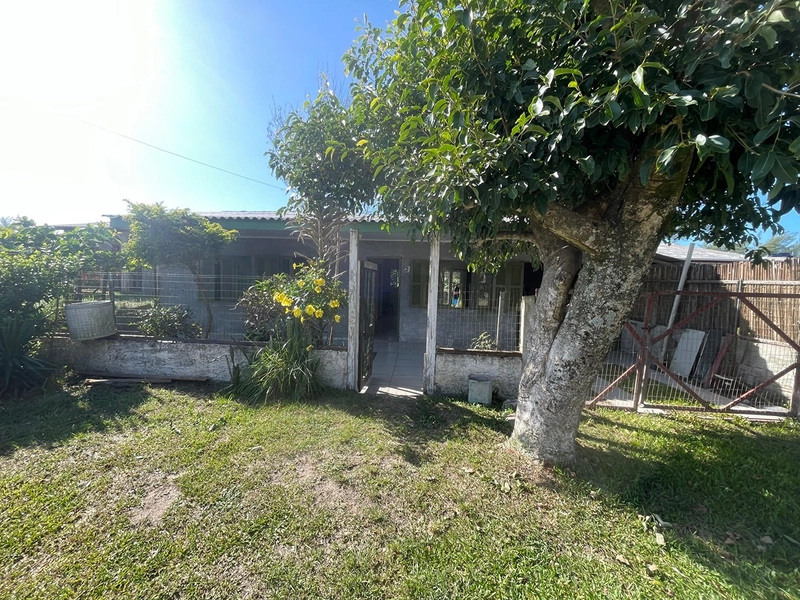 CASA PARA VENDA EM CAPÃO NOVO - CAPÃO DA CANOA!: 2ª foto da galeria de imagens do imóvel