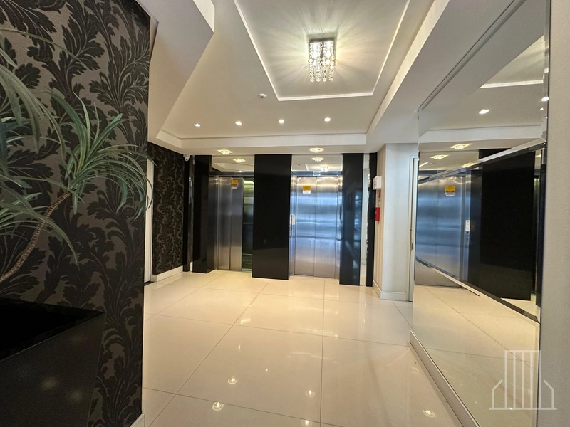 Apartamento Mobiliado à Venda no Bairro Zona Nova: 2ª foto da galeria de imagens do imóvel