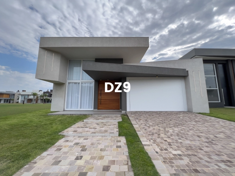 SOBRADO EM CONDOMINIO FECHADO COM 4 SUITES!: 21ª foto da galeria de imagens do imóvel