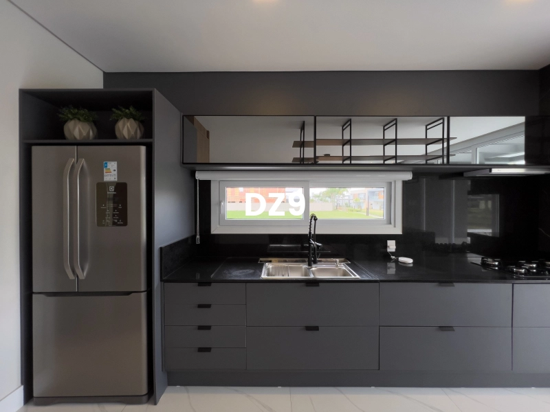 SOBRADO EM CONDOMINIO FECHADO COM 4 SUITES!: 16ª foto da galeria de imagens do imóvel