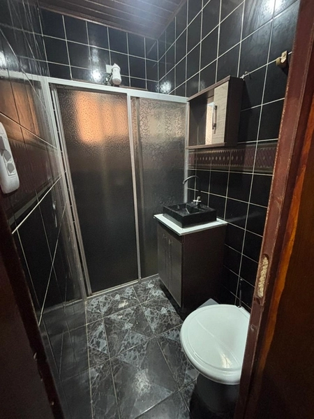 EXCELENTE CASA À VENDA NO BAIRRO ARCO-ÍRIS – CAPÃO DA CANOA!: 5ª foto da galeria de imagens do imóvel