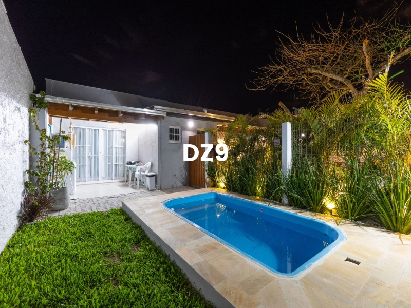 CASA EM ATLANTIDA: 5ª foto da galeria de imagens do imóvel