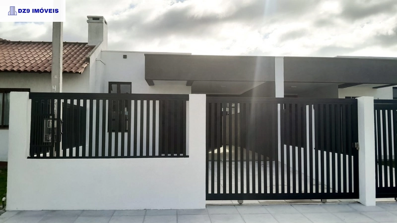 Casa Geminada Nova - em Capão Novo!: 1ª foto da galeria de imagens do imóvel
