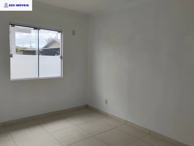 CASA GEMINADA  A VENDA EM CAPÃO NOVO: 11ª foto da galeria de imagens do imóvel