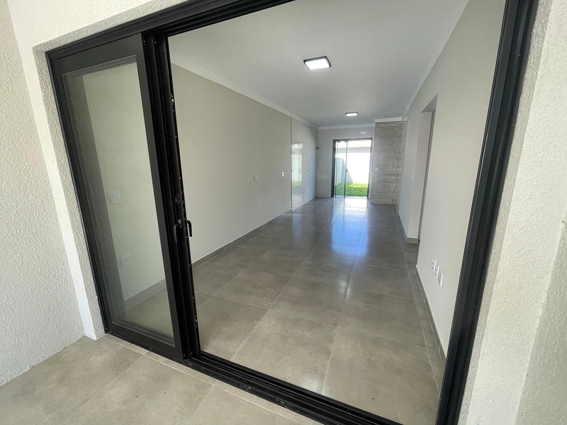 Casa Geminada à Venda em Capão Novo: 8ª foto da galeria de imagens do imóvel