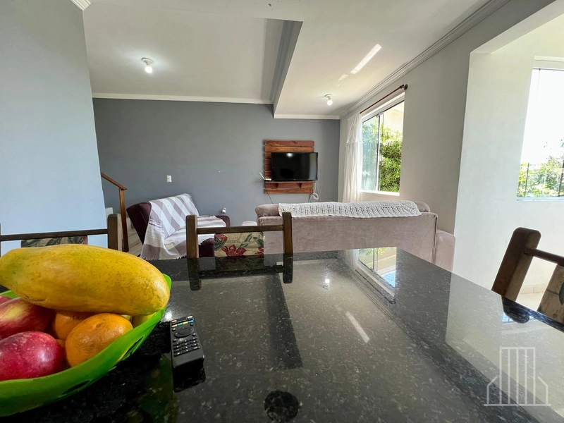 Sobrado Semi-Mobiliado com Anexo no Bairro Capão Novo: 19ª foto da galeria de imagens do imóvel